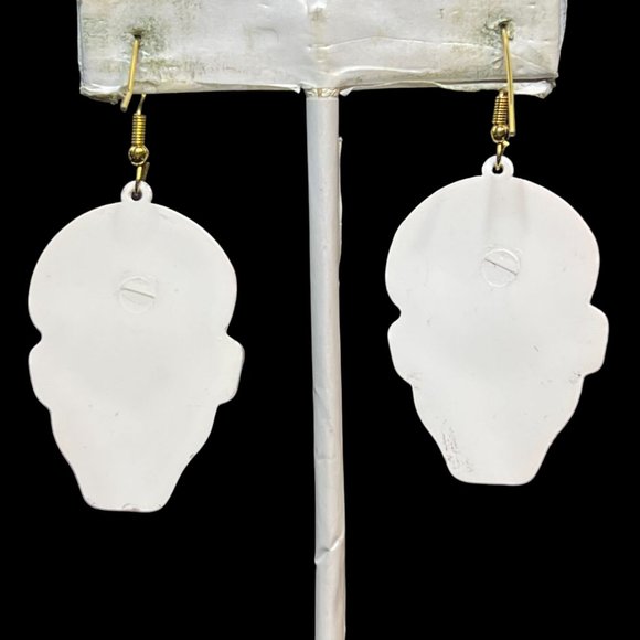 Large Halloween Skull Pierced Earrings (3904) - Picture 4 of 4